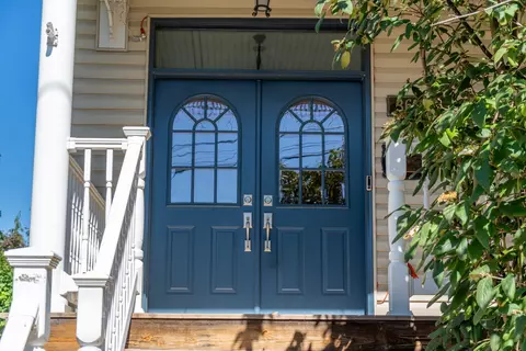 361 Library Pl, Oakmont, PA 15139