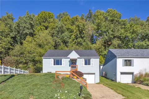 136 N Hazen Ave, Ellwood City, PA 16117