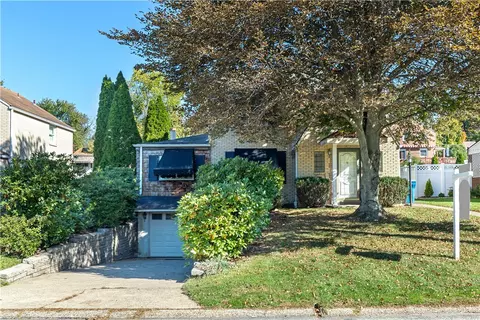 1329 Stanley Dr, Verona, PA 15147