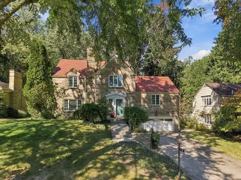 103 Woodland Dr, Pittsburgh, PA 15228