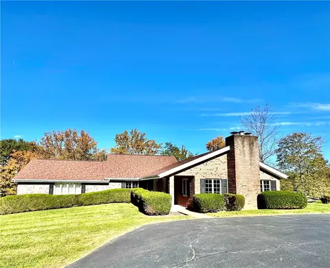 152 Sugar Run Rd, Waynesburg, PA 15370