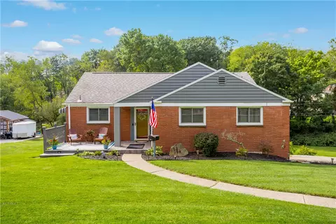 214 Drake Rd, Bethel Park, PA 15102
