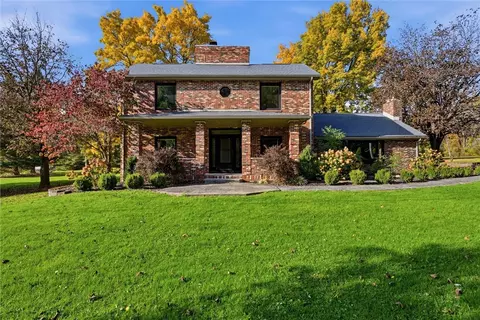 133 Greenfield Rd, New Wilmington, PA 16142