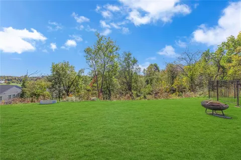 Exterior - 106 Olivia Dr, Monaca, PA 15061 photo 5 of 7