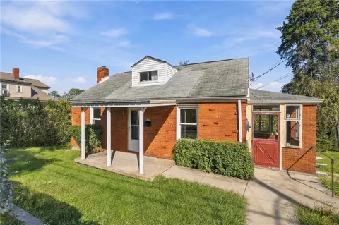 428 Grandview Ave, West Mifflin, PA 15122