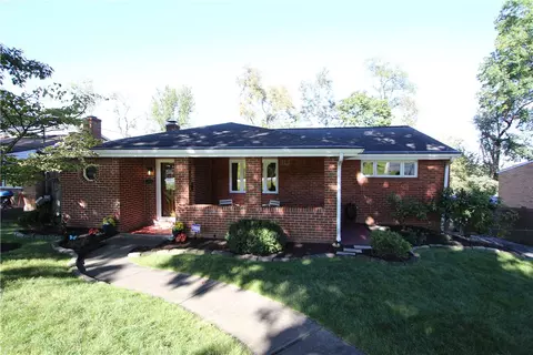 4548 Mapledale Dr, Homestead, PA 15120