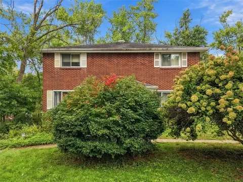 Exterior - 1222 10th St, Irwin, PA 15642 photo 5 of 7