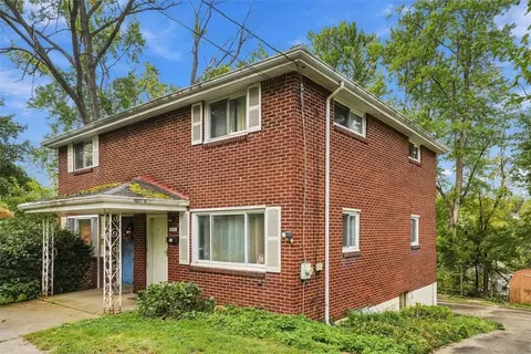 Exterior - 1222 10th St, Irwin, PA 15642 photo 4 of 7