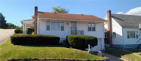 1175 Athalia Ave, Monessen, PA 15062