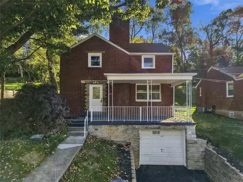 1015 Glencoe, Pittsburgh, PA 15220