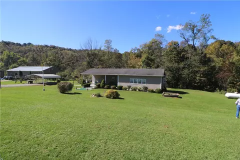 1628 Lone Pine Rd, Marianna, PA 15345