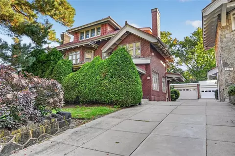 1321 Beechwood Blvd, Pittsburgh, PA 15217