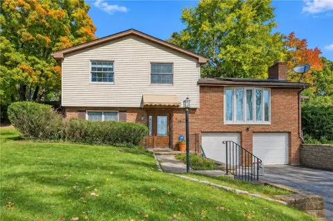2473 Hampton Ave, Allison Park, PA 15101
