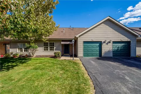 1407 Greenbriar Ct, South Park, PA 15129