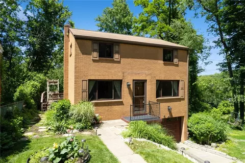 341 E Agnew Ave, Pittsburgh, PA 15210