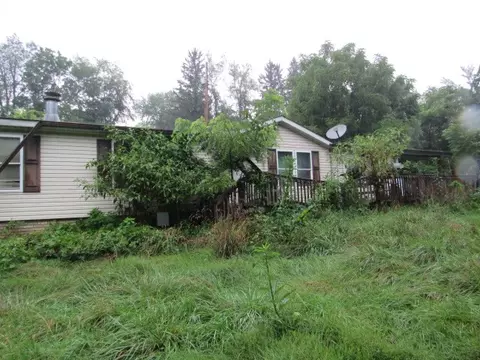 9 Bedner Ln, Perryopolis, PA 15473