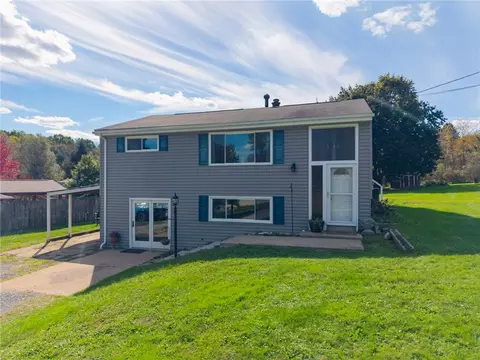 166 Concord Circle Rd, Beaver Falls, PA 15010
