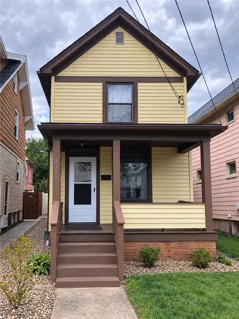 330 11th Ave, New Brighton, PA 15066