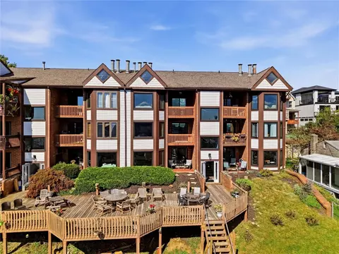 1845 Clayton Ave #102, Pittsburgh, PA 15214