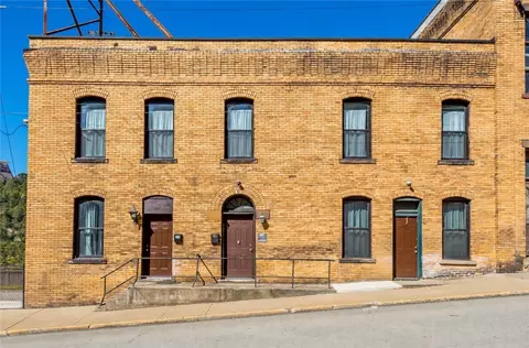 121-125 Market St, Brownsville, PA 15417