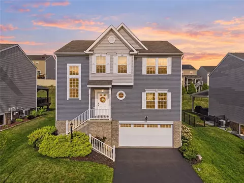 108 Dutch Creek Dr, Zelienople, PA 16063