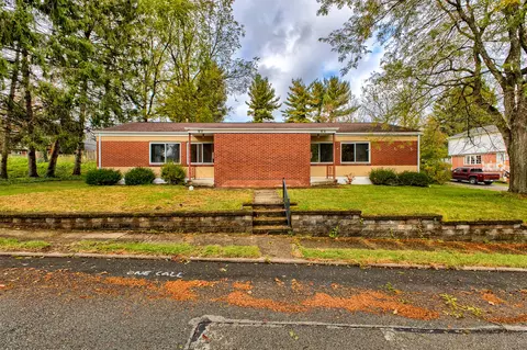912-914 Chestnut, Latrobe, PA 15650
