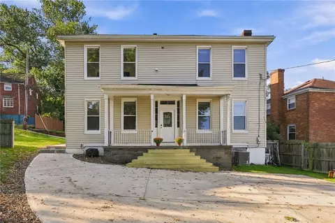 4517 Coleridge St, Pittsburgh, PA 15201