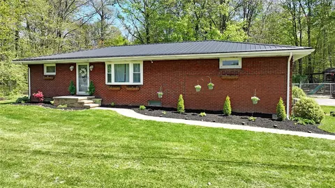 6382 Ferguson Rd, Indiana, PA 15701
