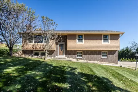317 Fawcett Church Rd, Bridgeville, PA 15017