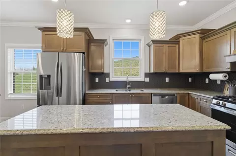 Kitchen - 301 Juniper Way, Mcmurray, PA 15317 photo 3 of 4