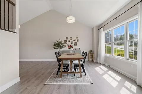 Dining - 301 Juniper Way, Mcmurray, PA 15317 photo 3 of 5
