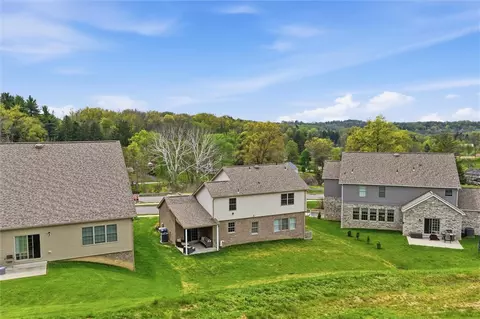 View/Area - 301 Juniper Way, Mcmurray, PA 15317 photo 1 of 4