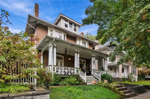 709 Maple Ln, Sewickley, PA 15143