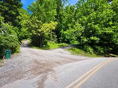 0 Service Creek Rd, Aliquippa, PA 15001