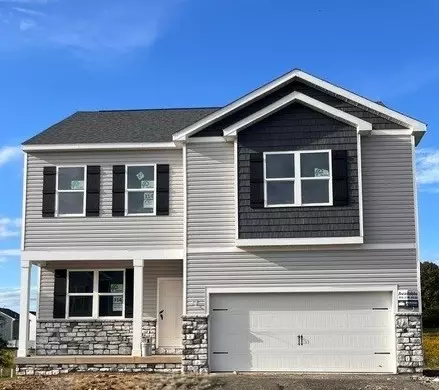 182 Shelton Place Dr, Evans City, PA 16033
