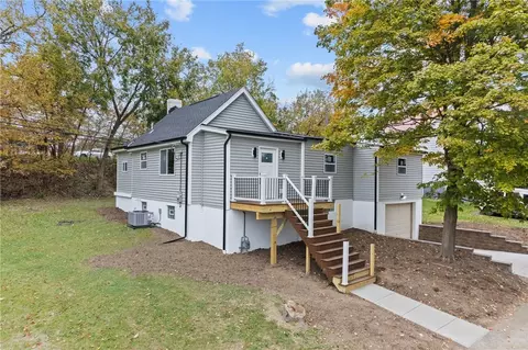 170 Belmont Ave, Meadowlands, PA 15347