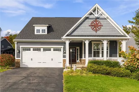 203 Foxtail Cir, Coraopolis, PA 15108