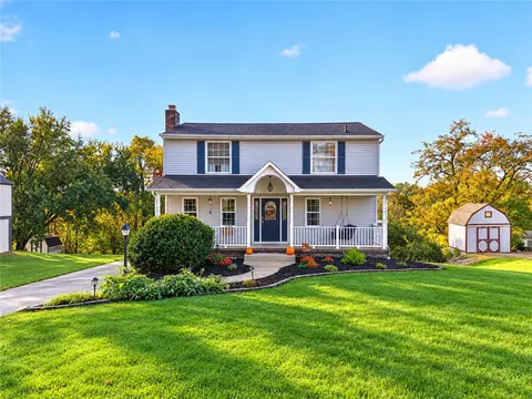 16 Gina Dr, Washington, PA 15301