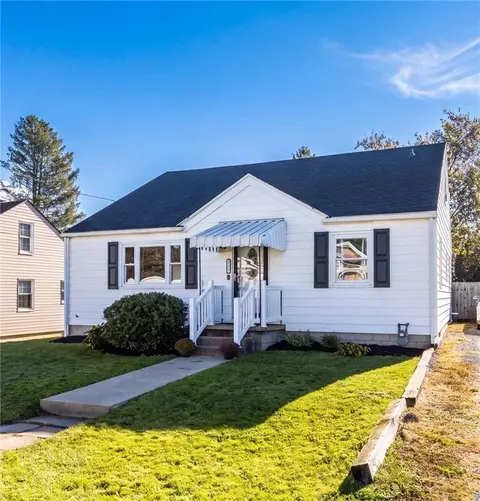 3616 Knape St, Beaver Falls, PA 15010