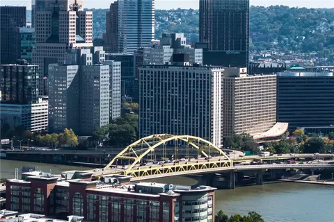 320 Fort Duquesne Blvd #19L, Pittsburgh, PA 15222
