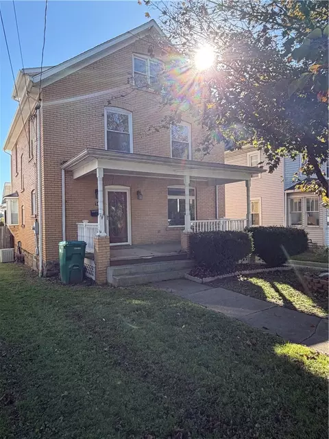 1466 Philadelphia St, Indiana, PA 15701