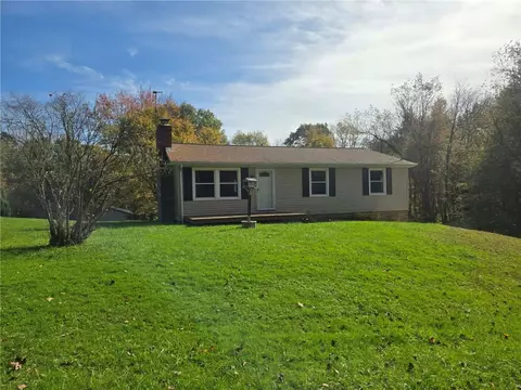 307 Peaceful Valley Rd, West Sunbury, PA 16061
