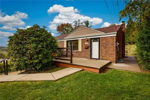 1617 Mccully, Pittsburgh, PA 15234