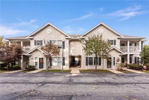 3104 Lenox Dr, Bethel Park, PA 15102