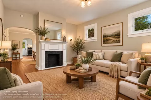 Living - 136 Ormsby Ave, Pittsburgh, PA 15210 photo 2 of 8
