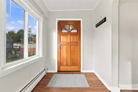 Entry Way - 136 Ormsby Ave, Pittsburgh, PA 15210 photo 1 of 4