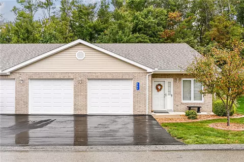 563 Sunview Cir, Latrobe, PA 15650