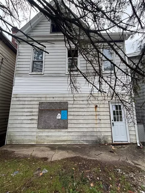 86 Lafferty Ave, Pittsburgh, PA 15210