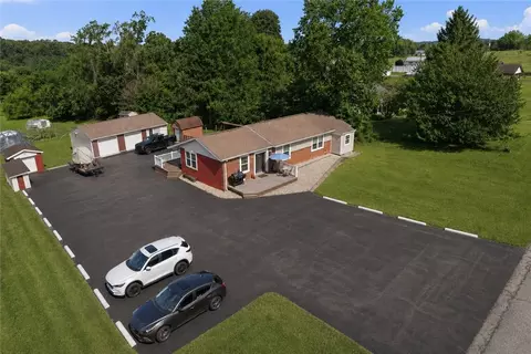 168 Van Meter Rd, Belle Vernon, PA 15012