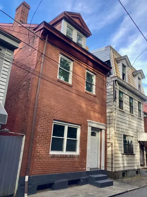 1823 Edwards Way, Pittsburgh, PA 15203
